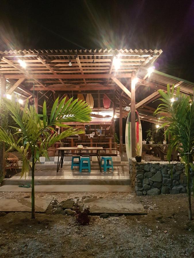 Amban Beach House Manokwari Exteriér fotografie
